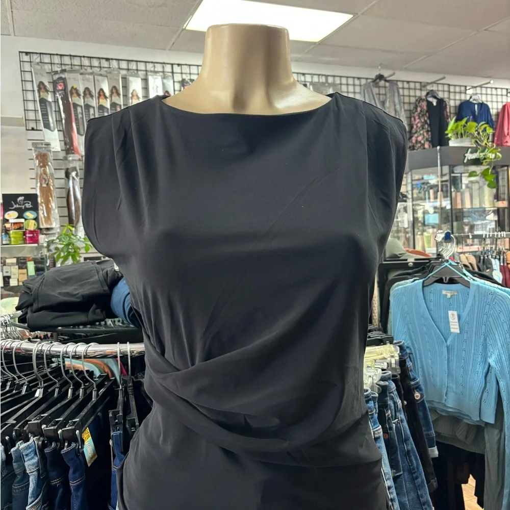 Elegant Black Women's Top - Picture 6 of 6